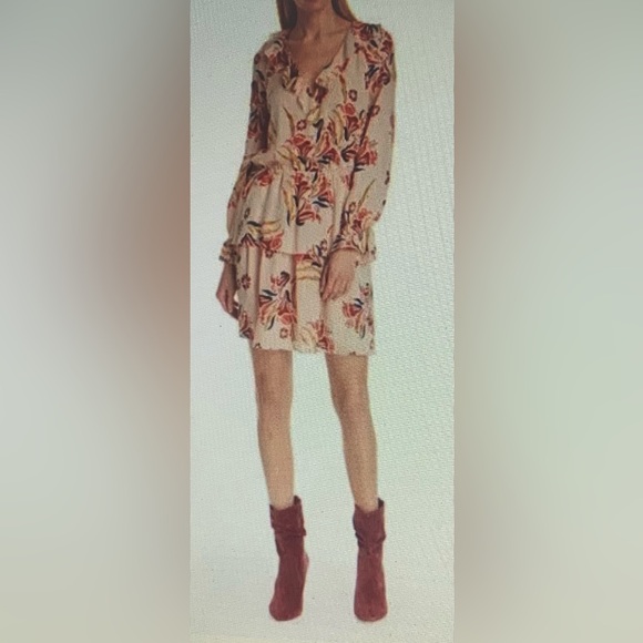 Joie Dresses & Skirts - Joie Multi Colored Floral Print Dress
NWOT